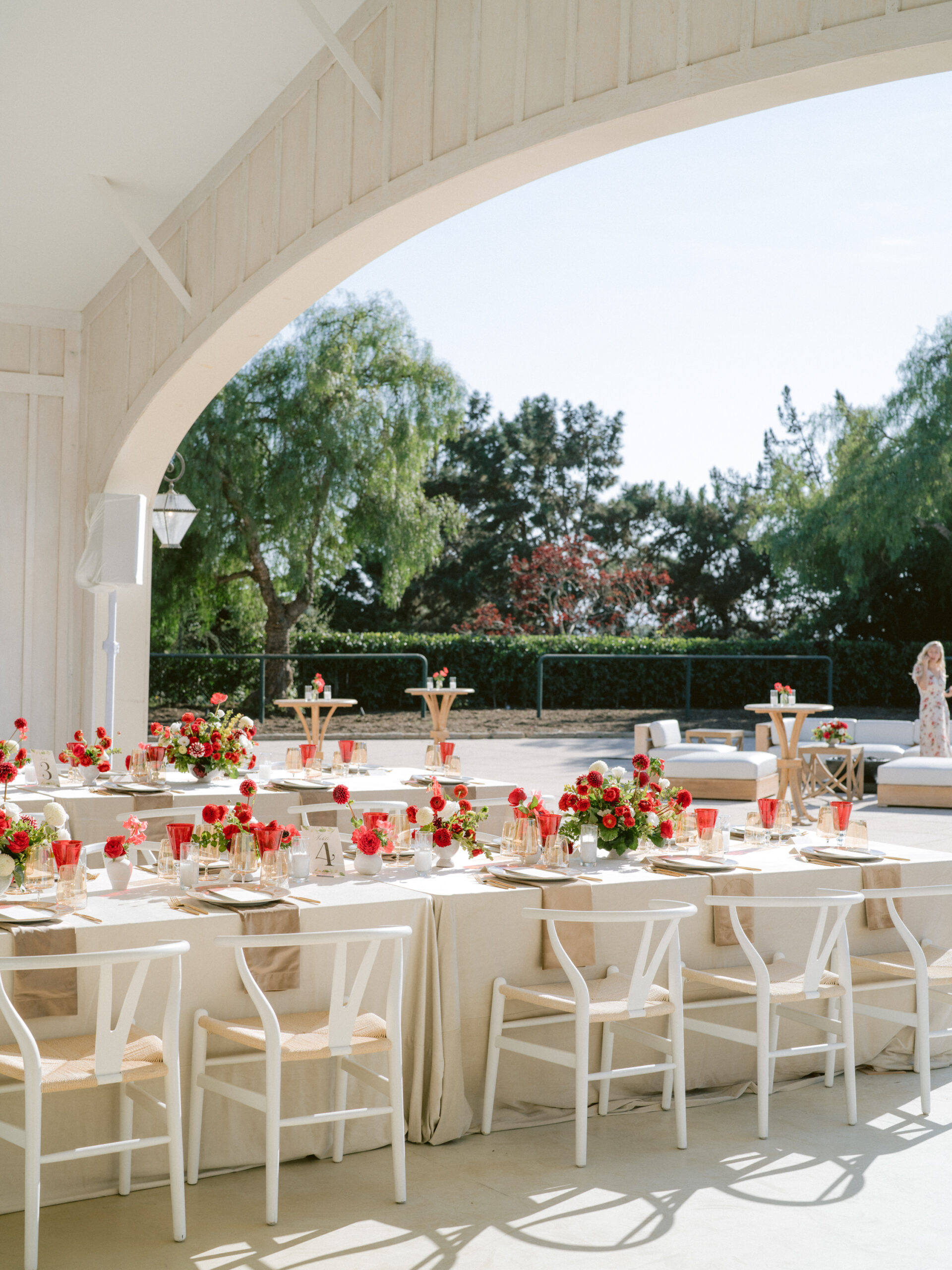 timeless wedding decor with red flowers